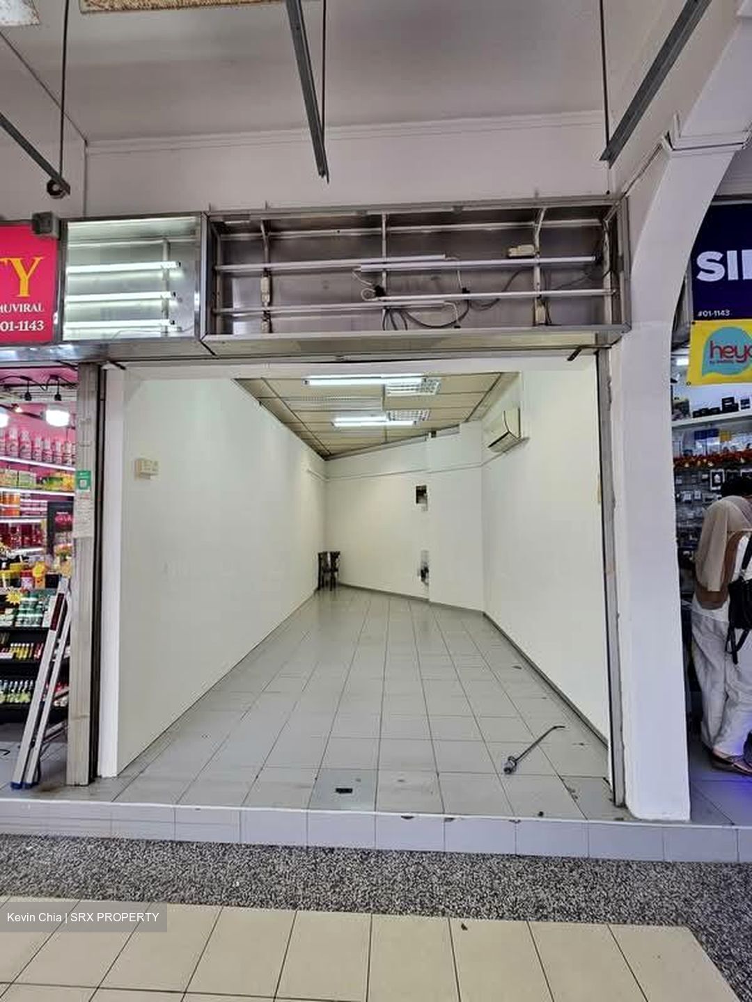 Tampines Street 21 (D18), Shop House #561505011